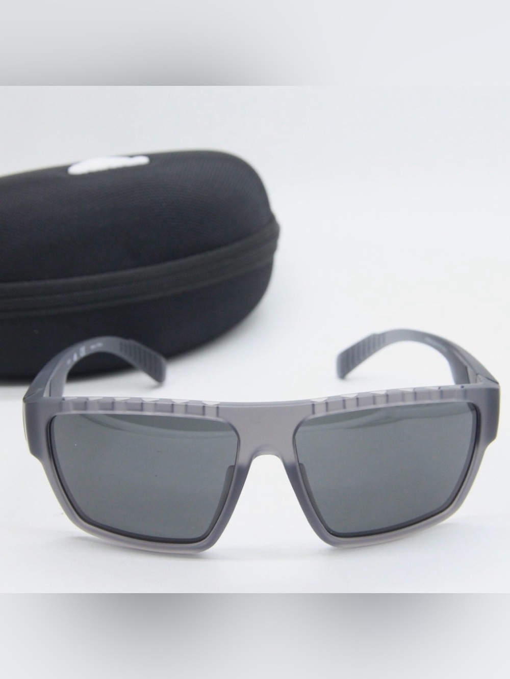 ADIDAS SP 0008 20A Grey Authentic Sunglasses 61-15-135 Mesh Bag